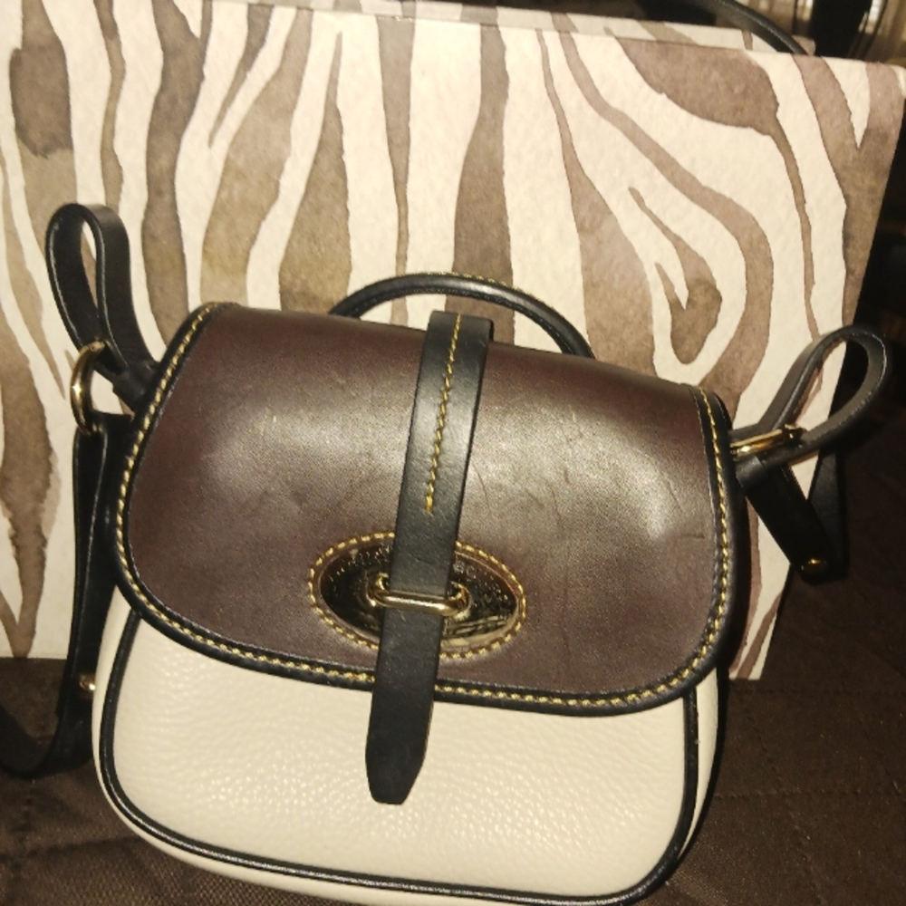 Dooney & Bourke Crossbody